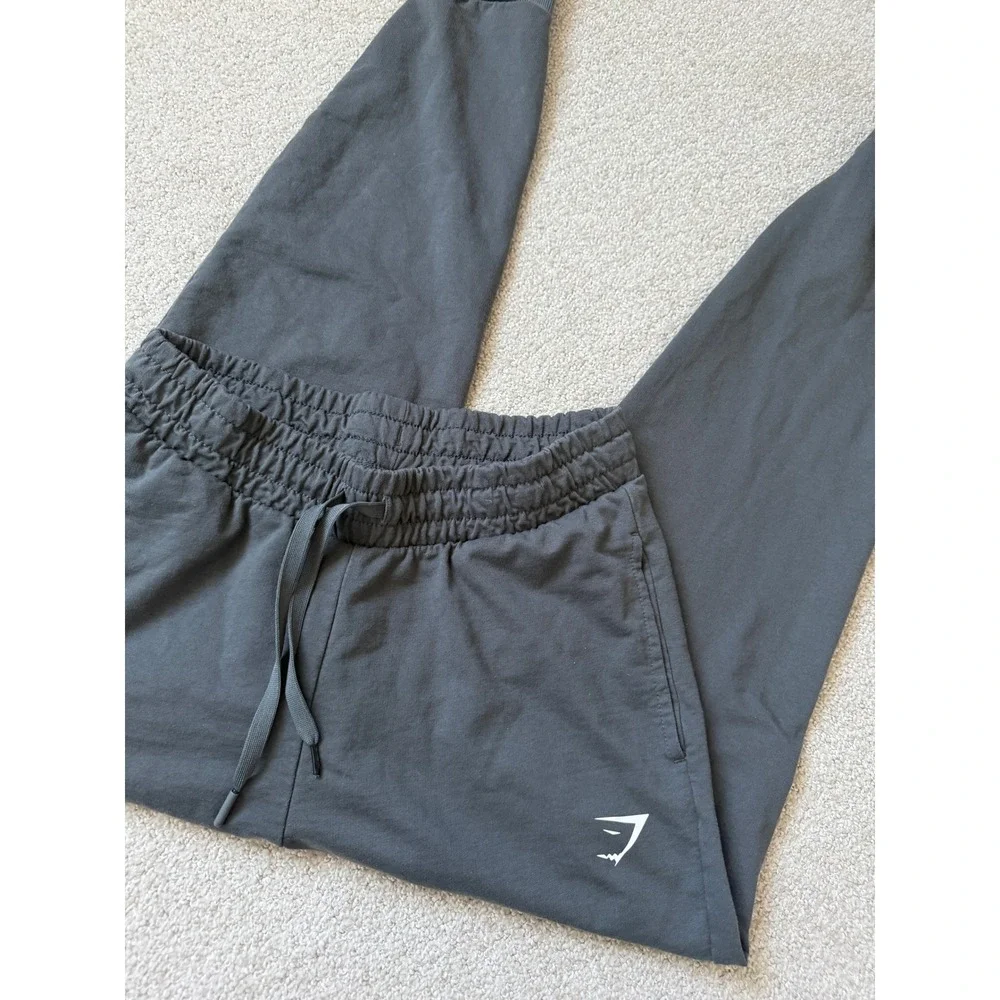Gymshark Mens Small Charcoal Gray Joggers Elastic Drawstring Waist Sweatpants